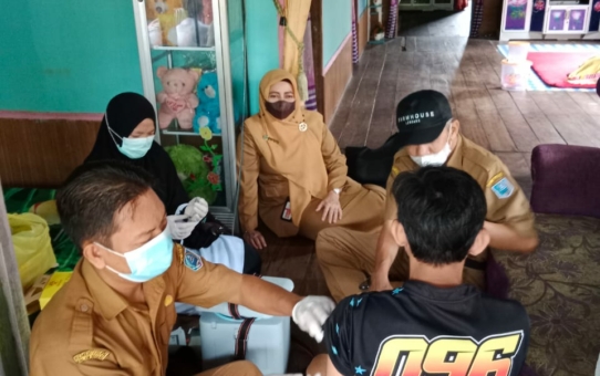 PELAKSANAAN KIE VAKSINASI DOOR TO DOOR
