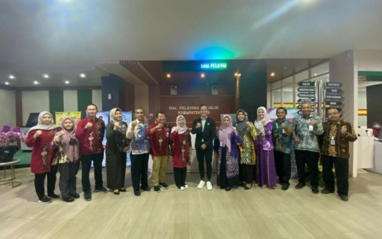 KUNJUNGAN TIM PENILAI PELAYANAN PUBLIK DI MAL PELAYANAN PUBLIK KABUPATEN HULU SUNGAI SELATAN